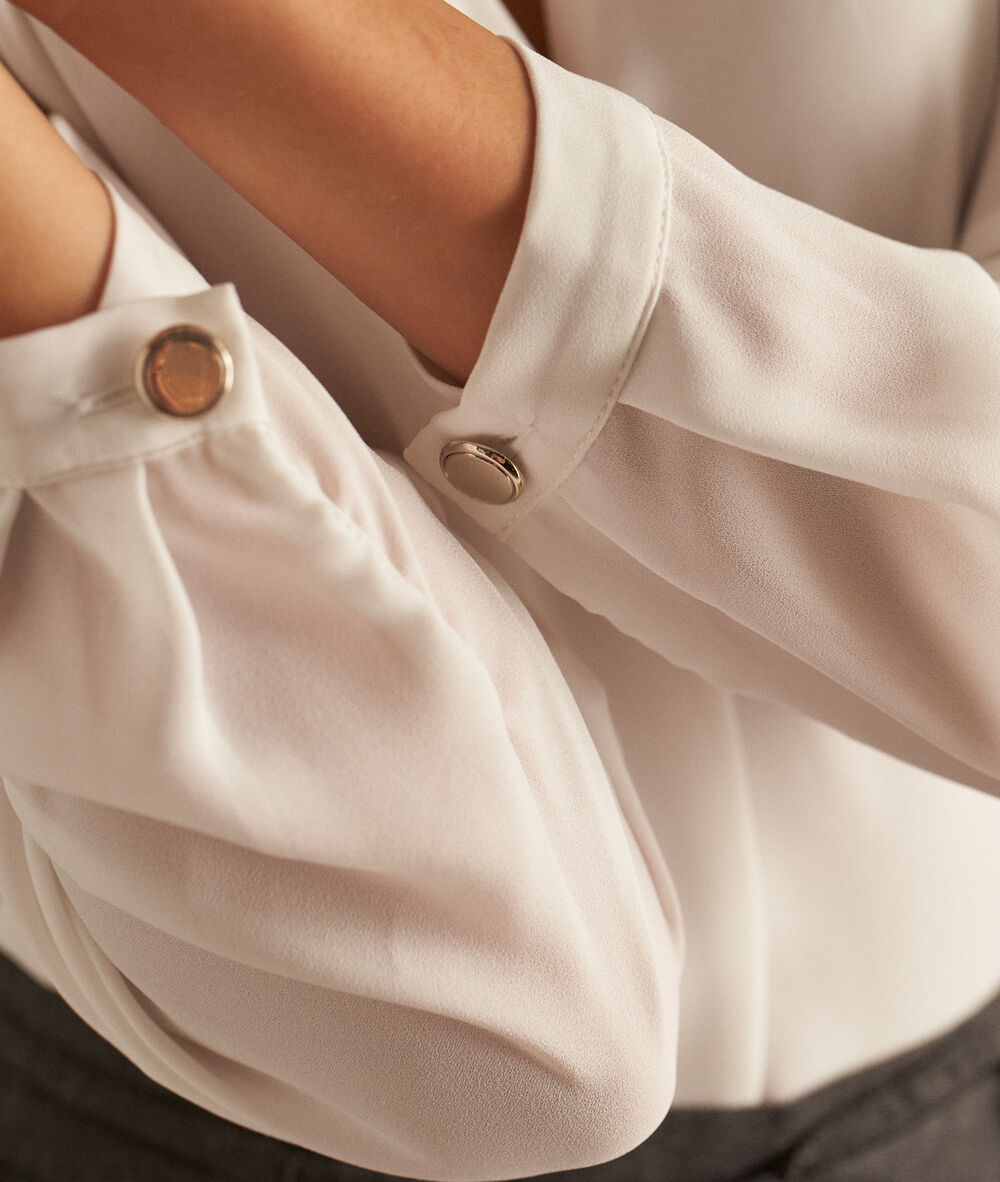 Davina ecru two-fabric blouse ecru.