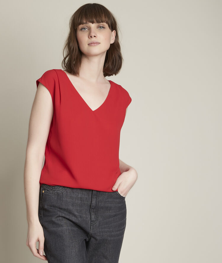 Neptune red two-fabric top red.