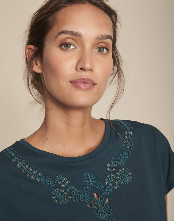 Chypre dark green T-shirt with embroidered openwork details at the neckline | 1-2-3 Chypre dark green T-shirt with embroidered openwork details at the neckline PhotoZ | 1-2-3