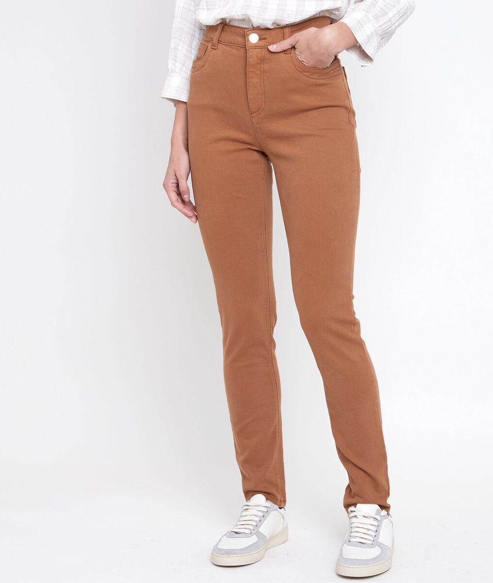 Suzy, the iconic slim-fit ochre jeans | 1-2-3 Suzy, the iconic slim-fit ochre jeans PhotoZ | 1-2-3