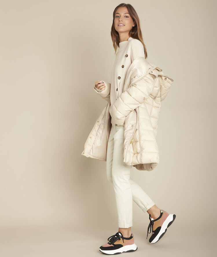 Flèche woollen jumper with button detailing string.