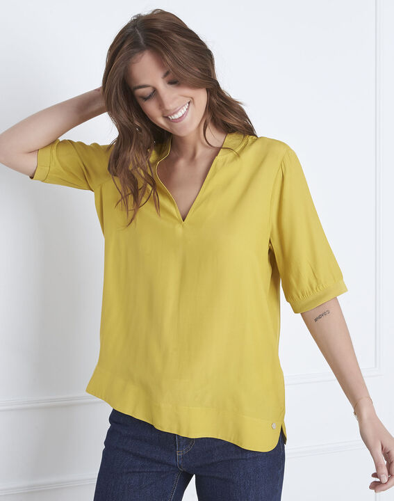 Virginie lime green V-neck flowing blouse | 1-2-3 Virginie lime green V-neck flowing blouse PhotoZ | 1-2-3