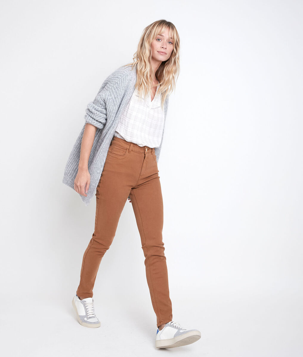 Suzy, the iconic slim-fit ochre jeans | 1-2-3 Suzy, the iconic slim-fit ochre jeans PhotoZ | 1-2-3