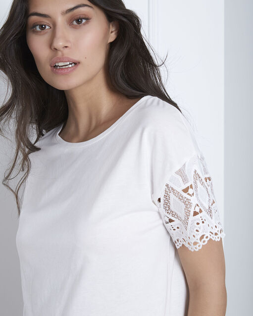 Podgorica ecru lace sleeve t-shirt ecru.