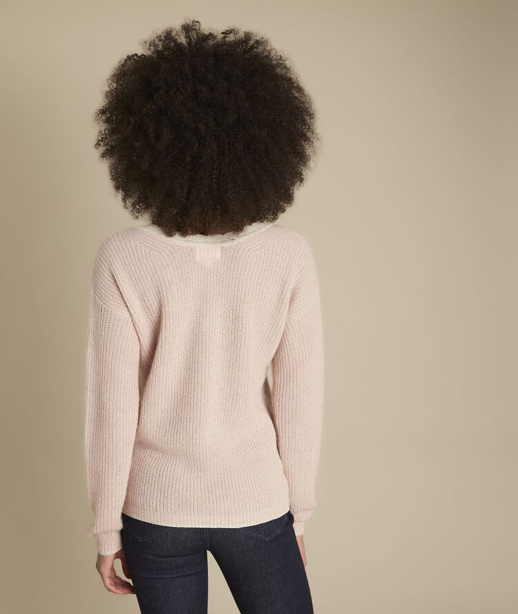 Flamenco fancy neck pullover poudre.