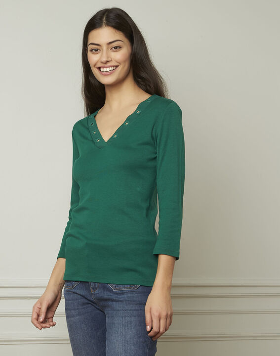 Basic green T-shirt with V-neck eyelet neckline | 1-2-3 Basic green T-shirt with V-neck eyelet neckline PhotoZ | 1-2-3