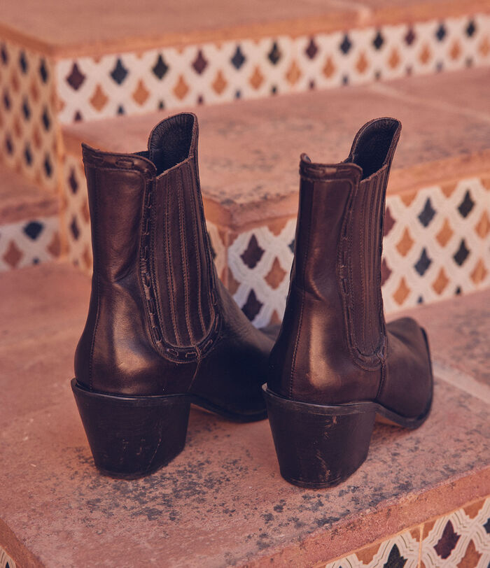 Nadie short brown leather cowboy boots PhotoZ | 1-2-3