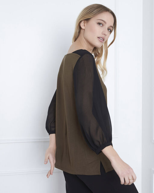 Pistache khaki t-shirt with transparent details kaki.