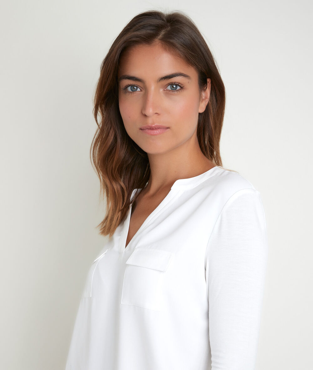 Genna v-neck dual-fabric blouse ecru.