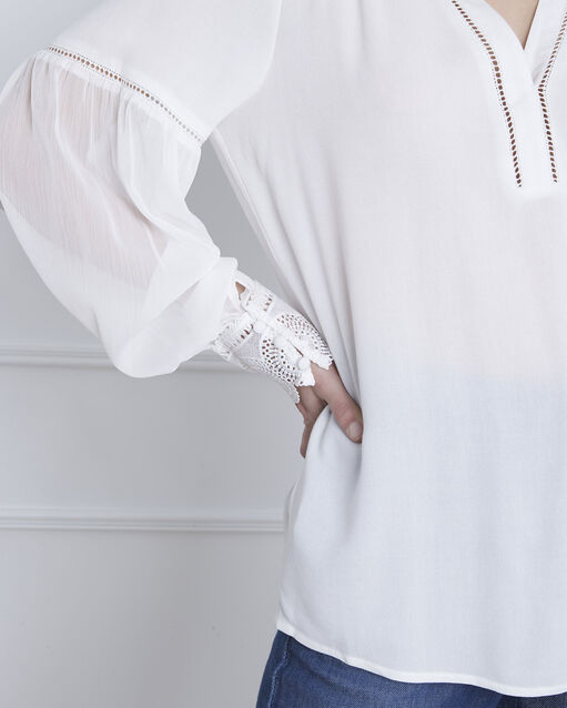 Veronica ecru lace blouse ecru.