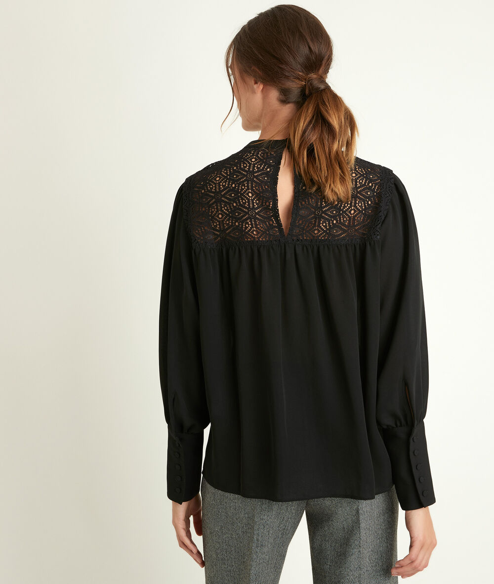 Jyo lace blouse noir.
