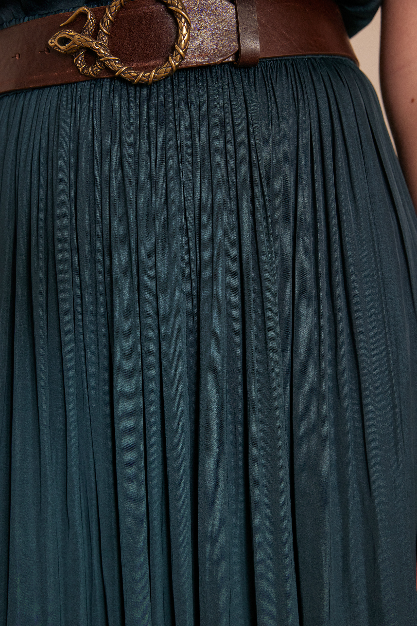 【MALBON】Travel Bookle Point Pleats Skirt ■WOMAN /追跡付 Malbon Joelle Pleated Golf Skirt Black - SS25 Women – Golfio