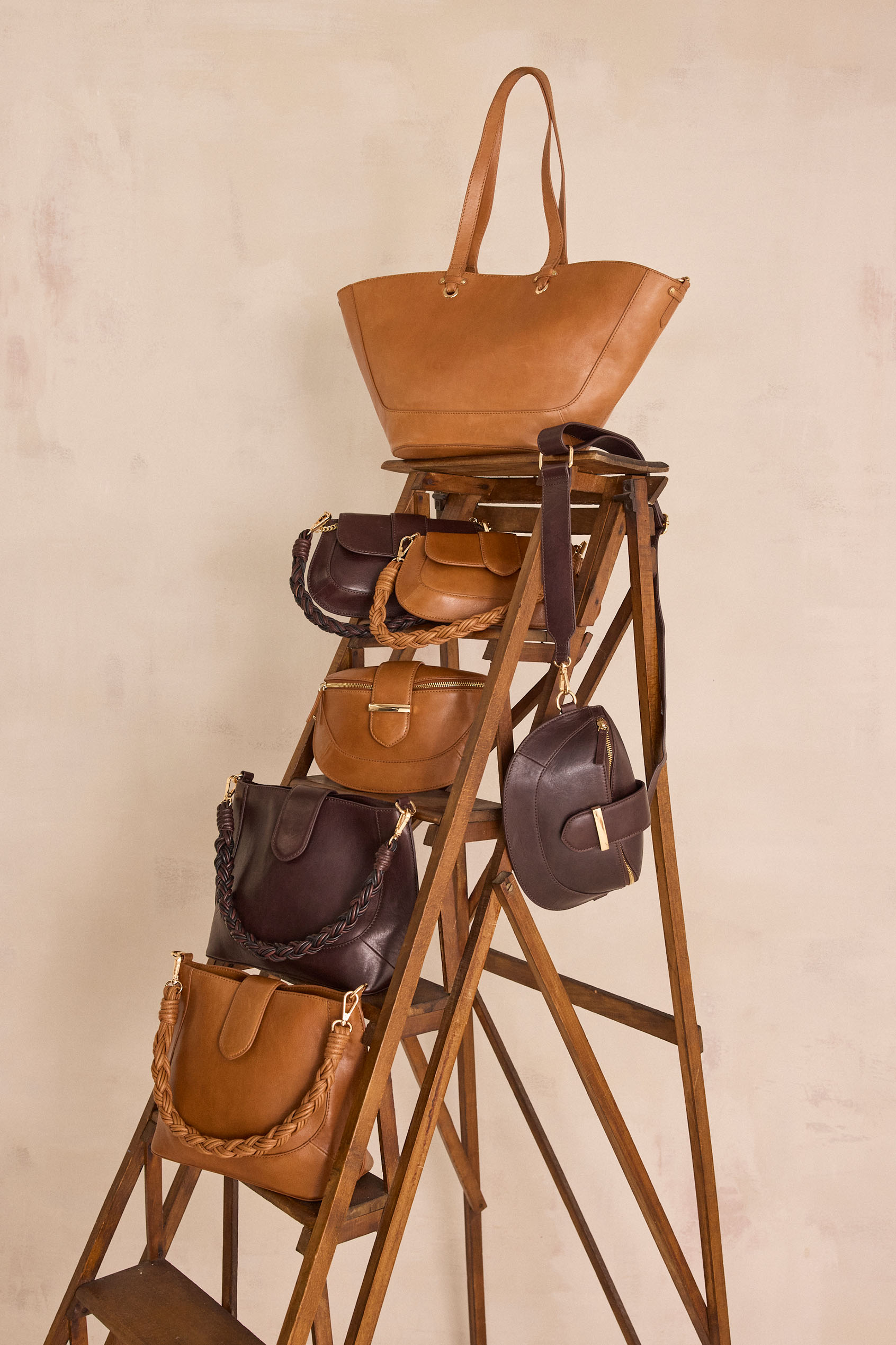 MARCEL MINI bag made of 100% leather woman | CHOCOLATE | Maison 123