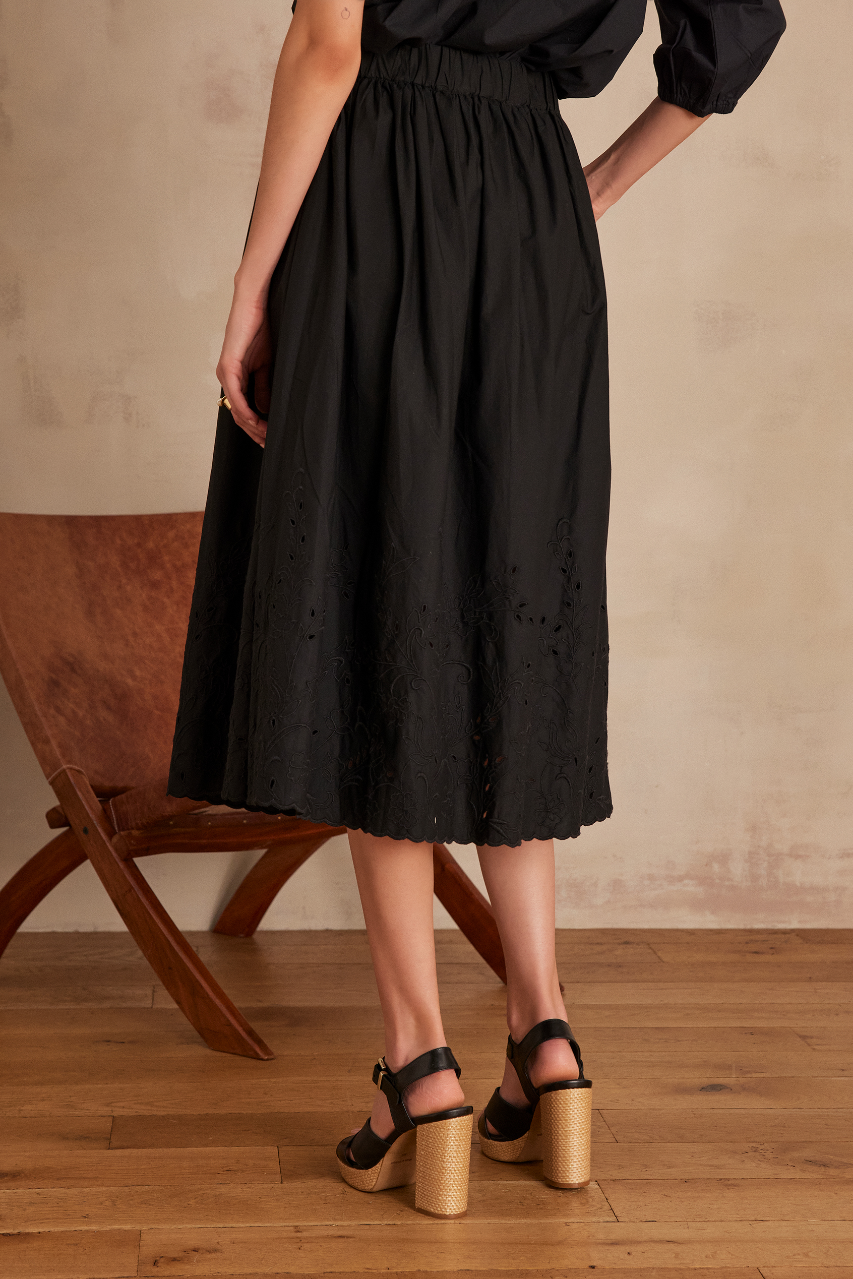 JUNE embroidered cotton skirt woman | BLACK | Maison 123