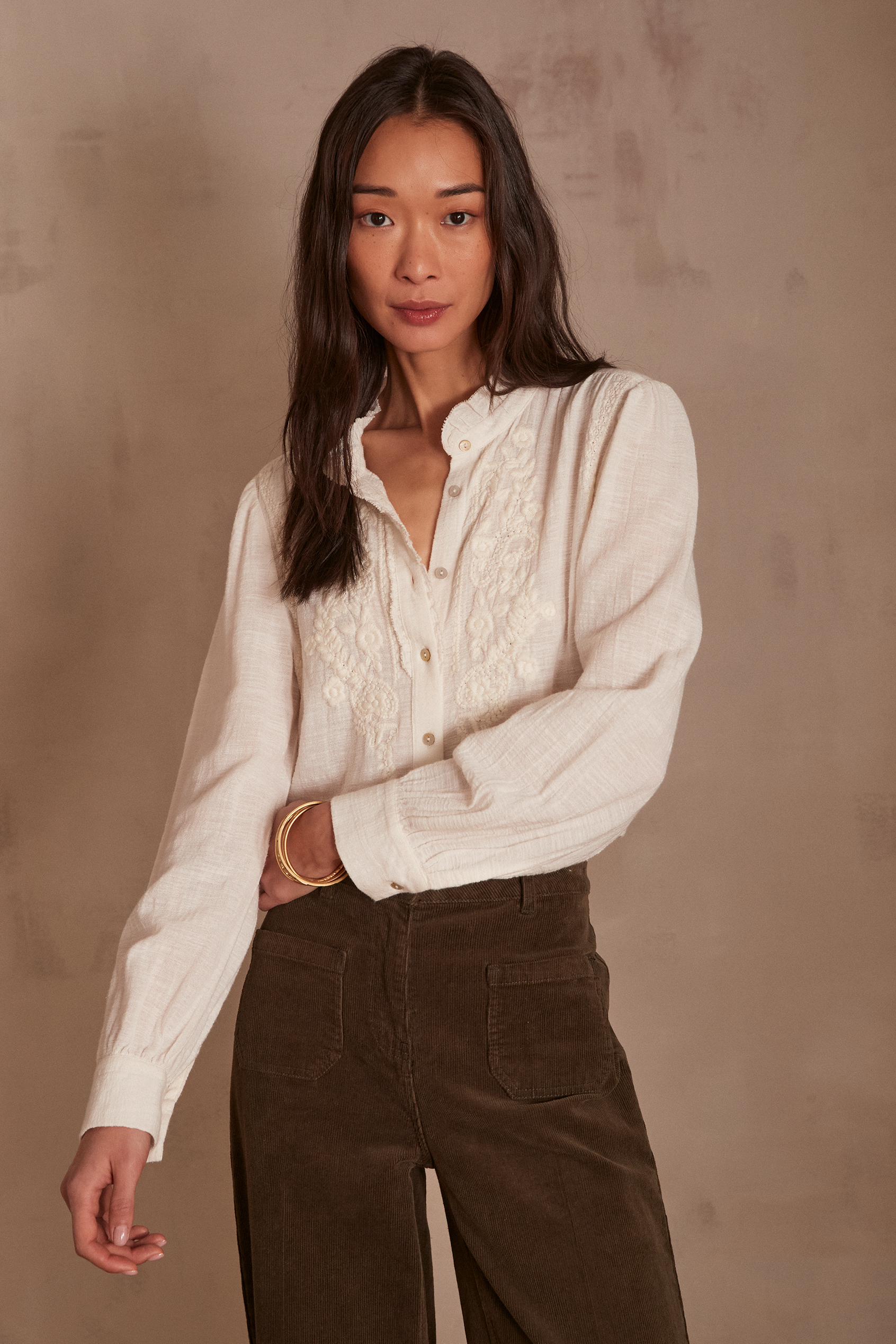 L&#39;Appartement DEUXIEME CLASSE - 【L&#39;Appartement】Gather Blouse ホワイト FRAME The Gathered Top in White | REVERSIBLE