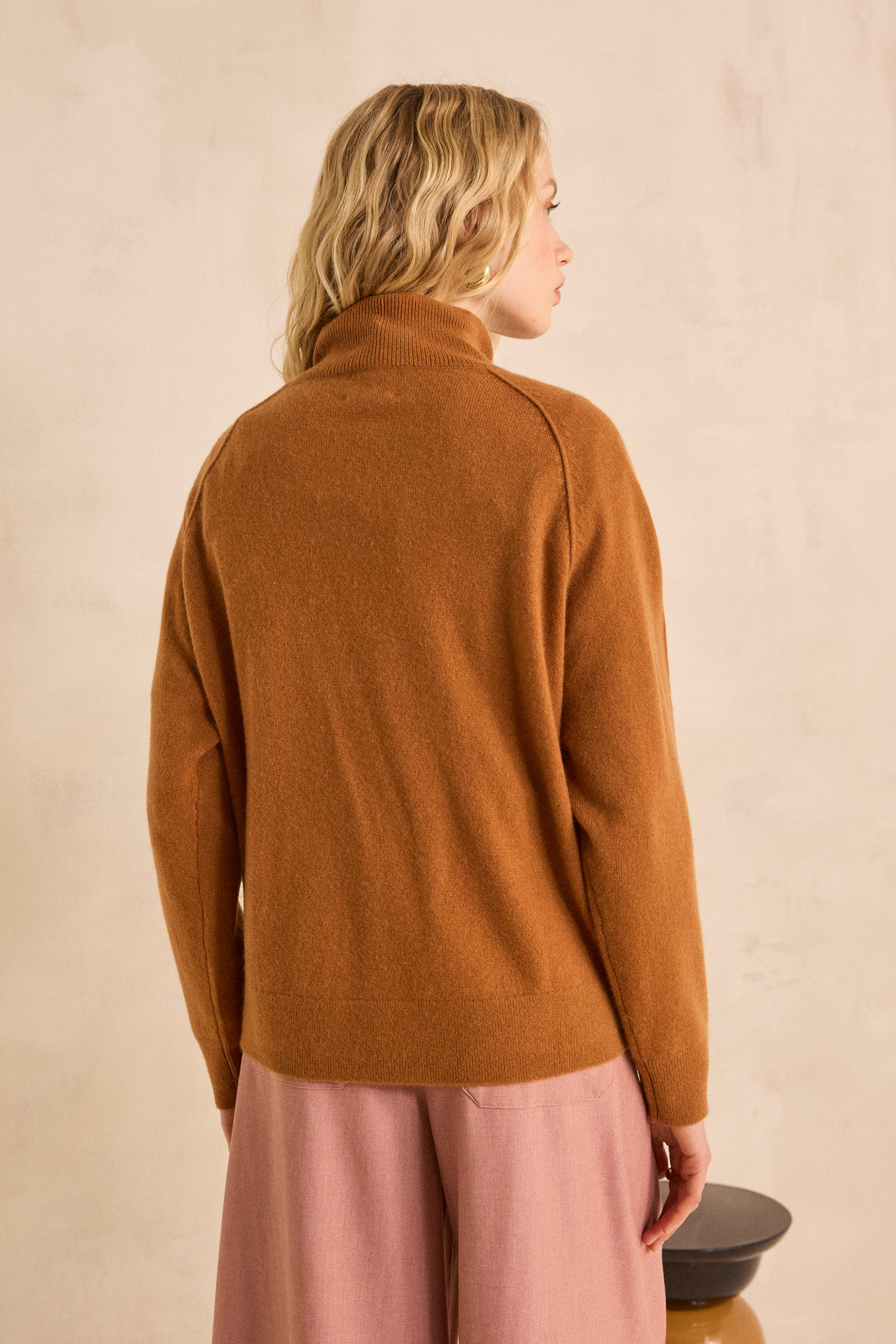 ACHILLE long sleeve cashmere sweater woman | CINNAMON | Maison 123