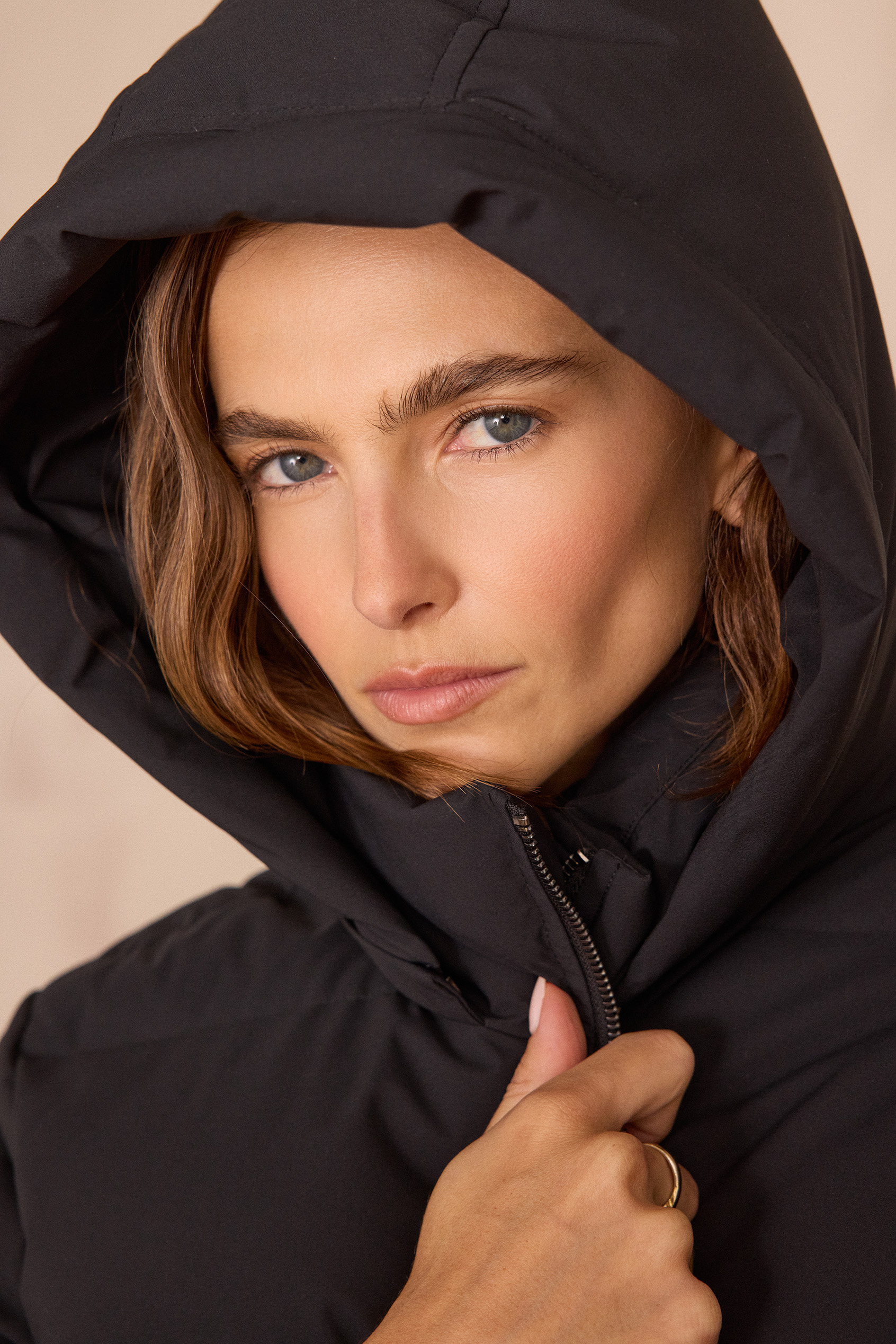 DINA mid-length puffer jacket woman | BLACK | Maison 123