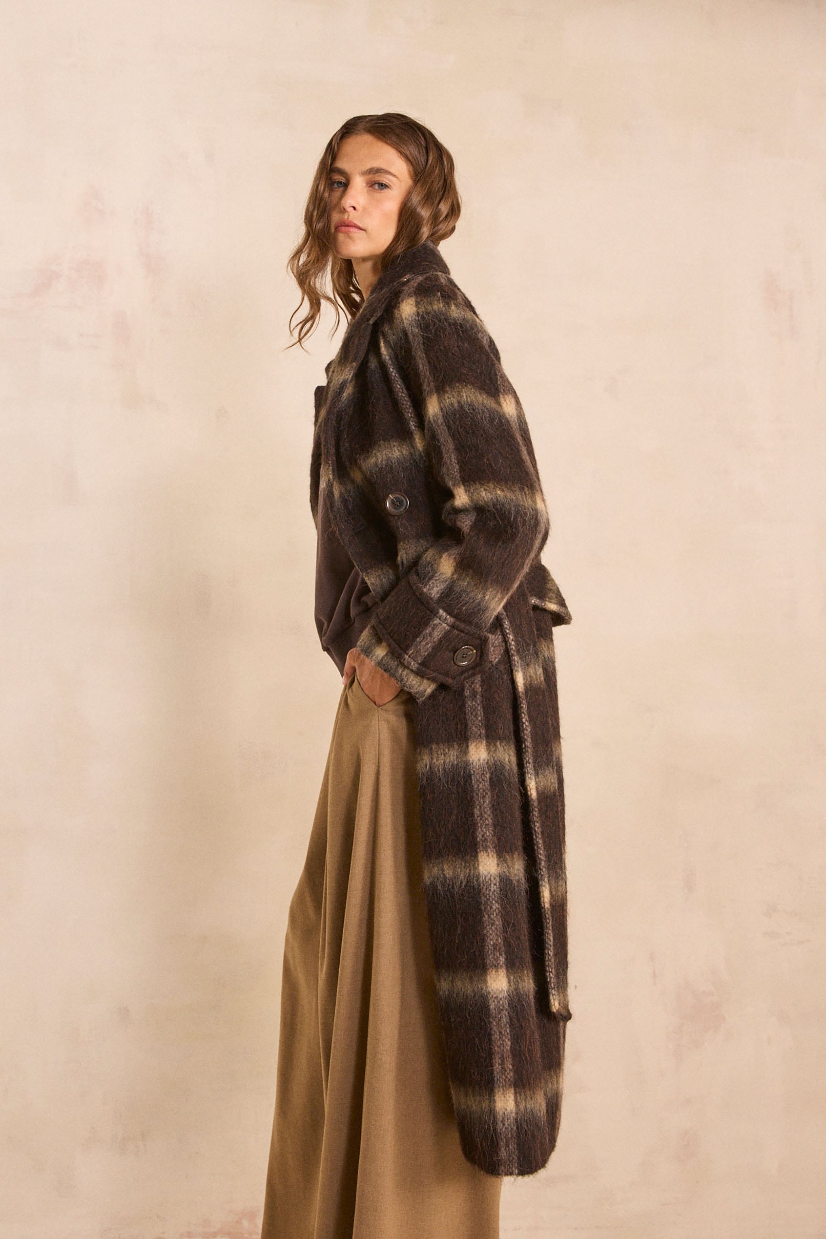 Long sleeve dense knit coat DAREN woman | DARK BROWN | Maison 123