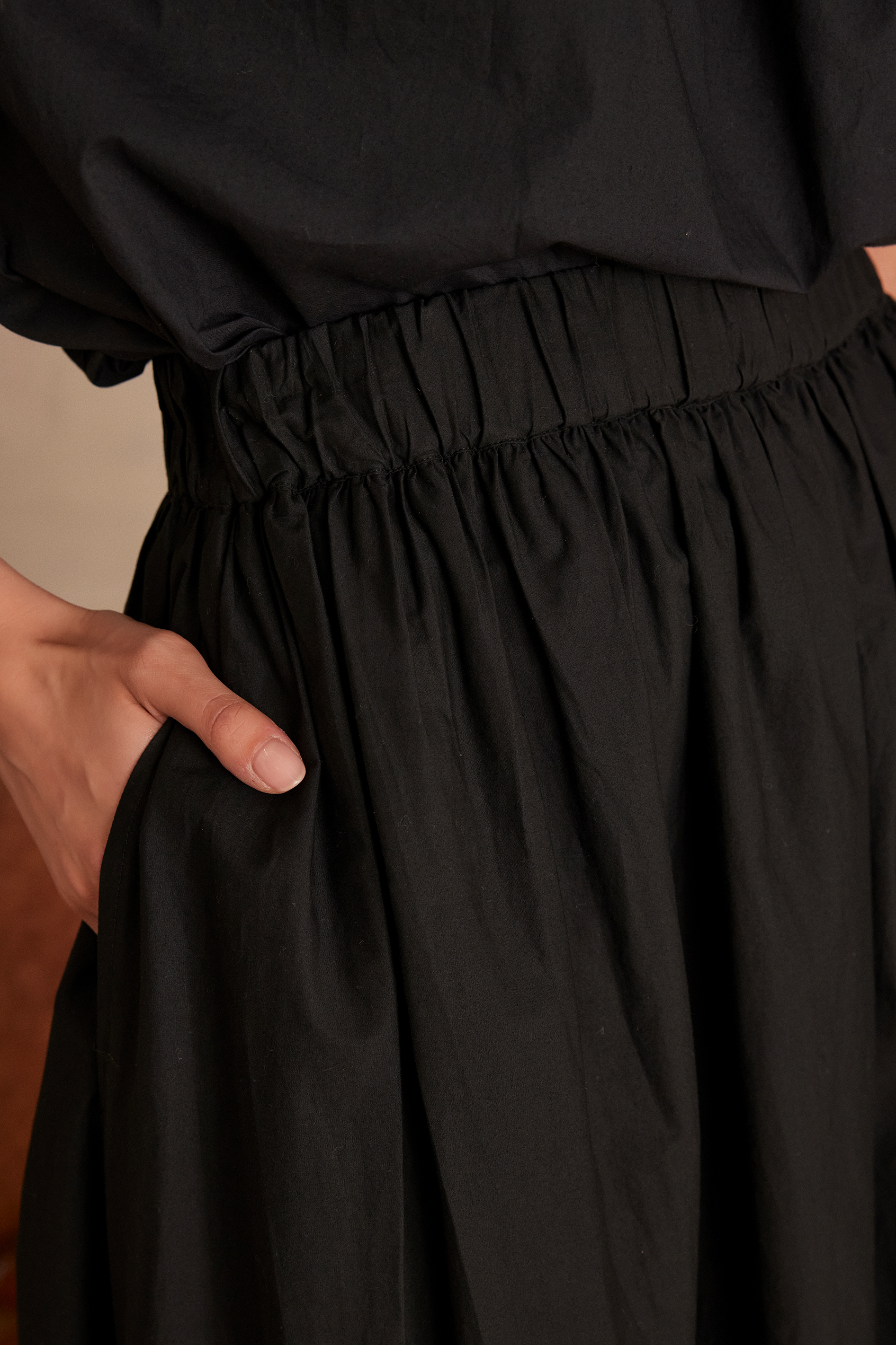 【日本入手困難】Garment-dyed cotton satin miniskirt Denim Tight Gradation Nichi Nicni Mini-Skirt – ARCANA ARCHIVE
