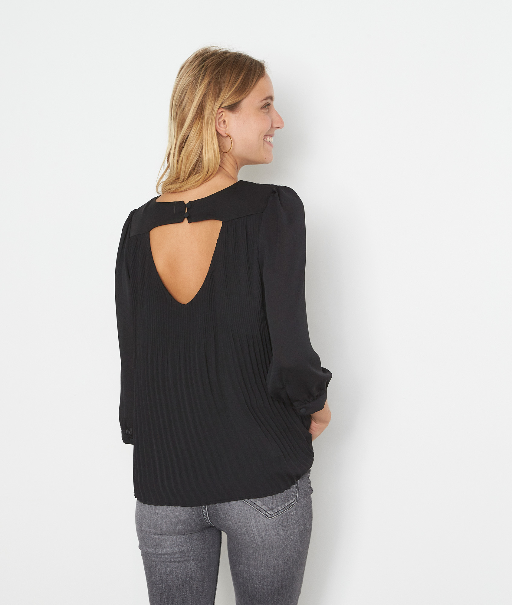 メーカー Juliette 123 Maison | NOIR | woman blouse pleated black シャツ+ブラウス(長袖+七分)
